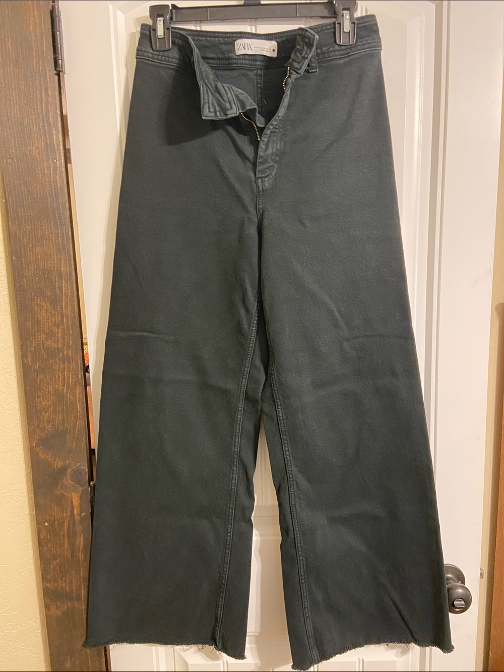 Zara Dark Black Wide-Leg High-Rise Jeans